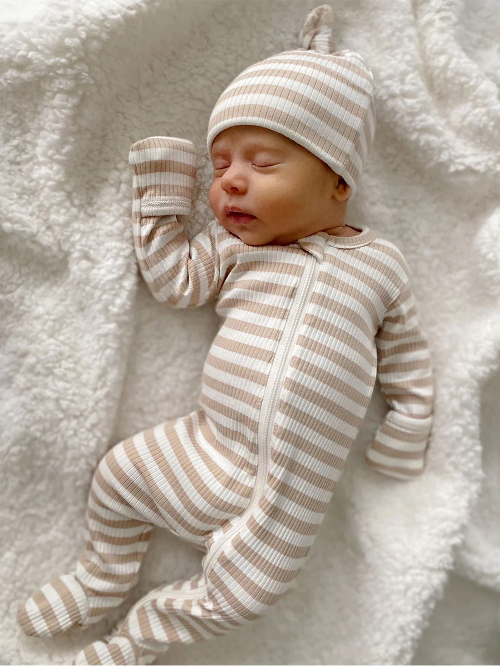 Ribbed Stripe SIIX Sleeper